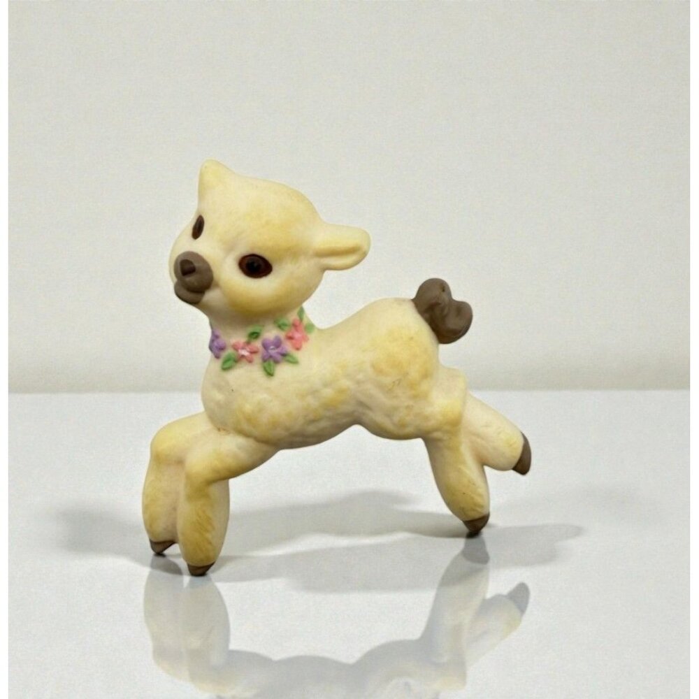 Vintage Hallmark Easter Lamb Pin Brooch 1983 Pastel Floral Collar Accent